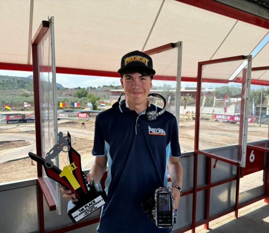 DAVID TODD CAMPEÓN DE EUROPA B 1/8 TT GAS EN SAX.